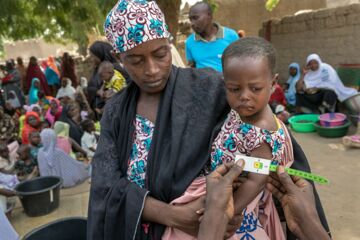 Mit Covid-19 ist die Schutzbedürftigkeit von Frauen und Müttern gestiegen. Symbolphoto: Christoph Püschner/Diakonie Katastrophenhilfe