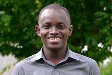 (c) Dennis Williamson